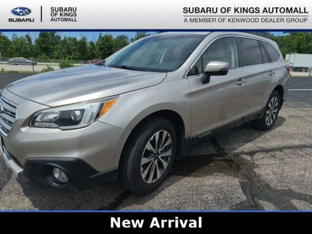 Used 2015 Subaru Outback 2.5i Limited w/Moonroof/KeylessAccess/Nav/EyeSight SUV