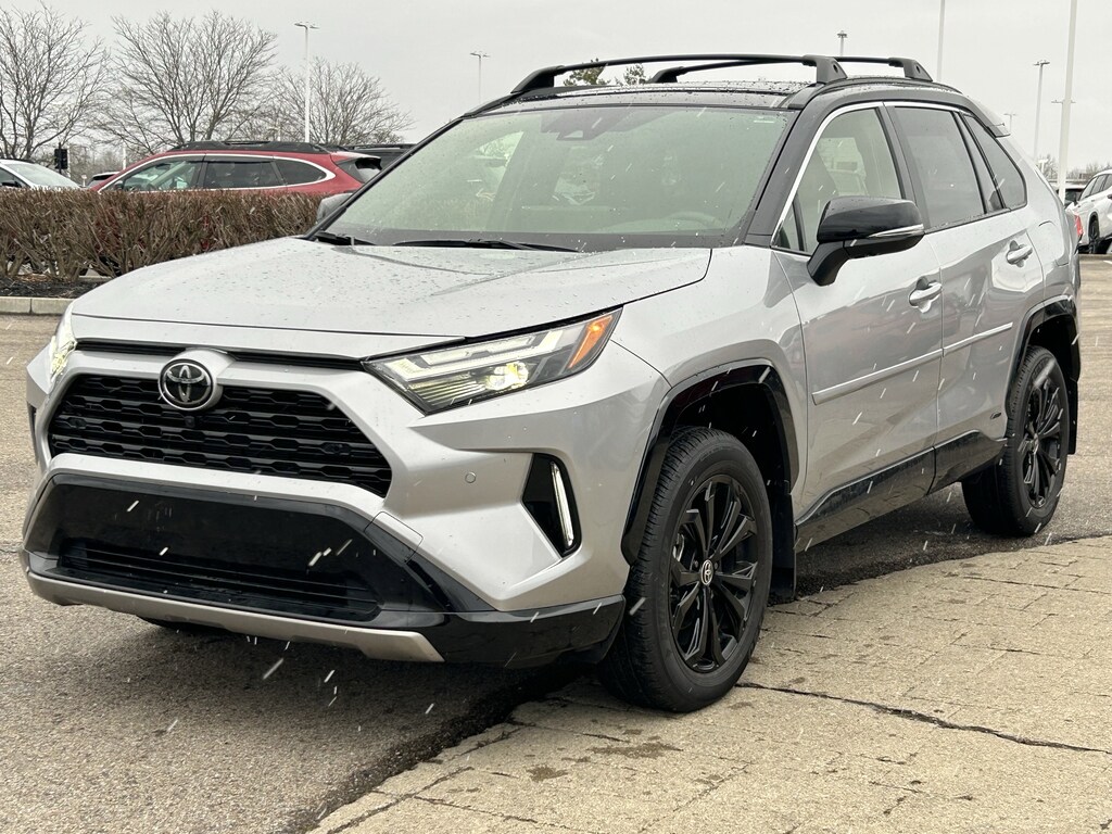 Used 2025 Toyota RAV4 Hybrid XSE SUV