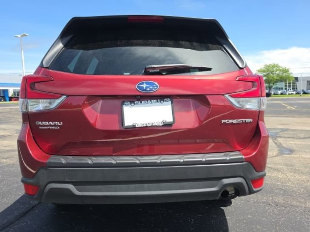 Used 2023 Subaru Forester Premium SUV