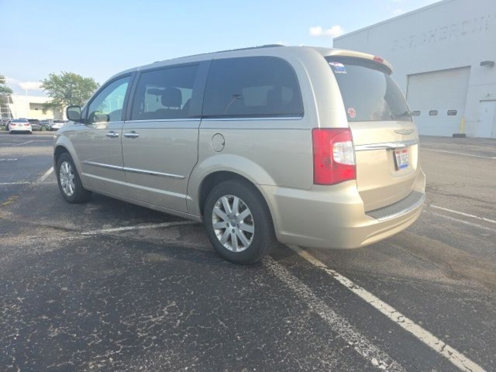 Used 2015 Chrysler Town & Country Touring Van