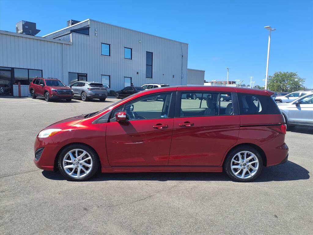 2015 Mazda Mazda5 Grand Touring photo 3