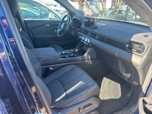 2023 Honda Pilot Sport photo 2