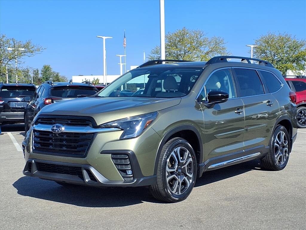 2024 Subaru Ascent Limited photo 2