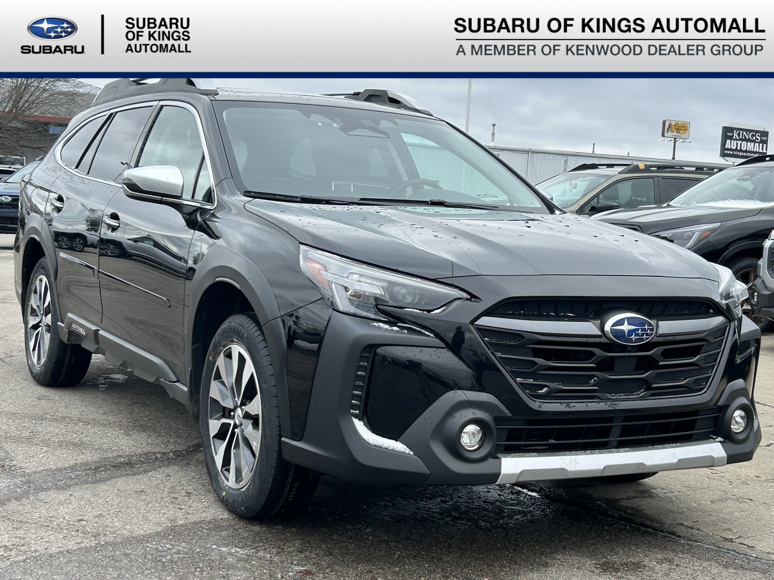 2023 Subaru Outback Touring's photo
