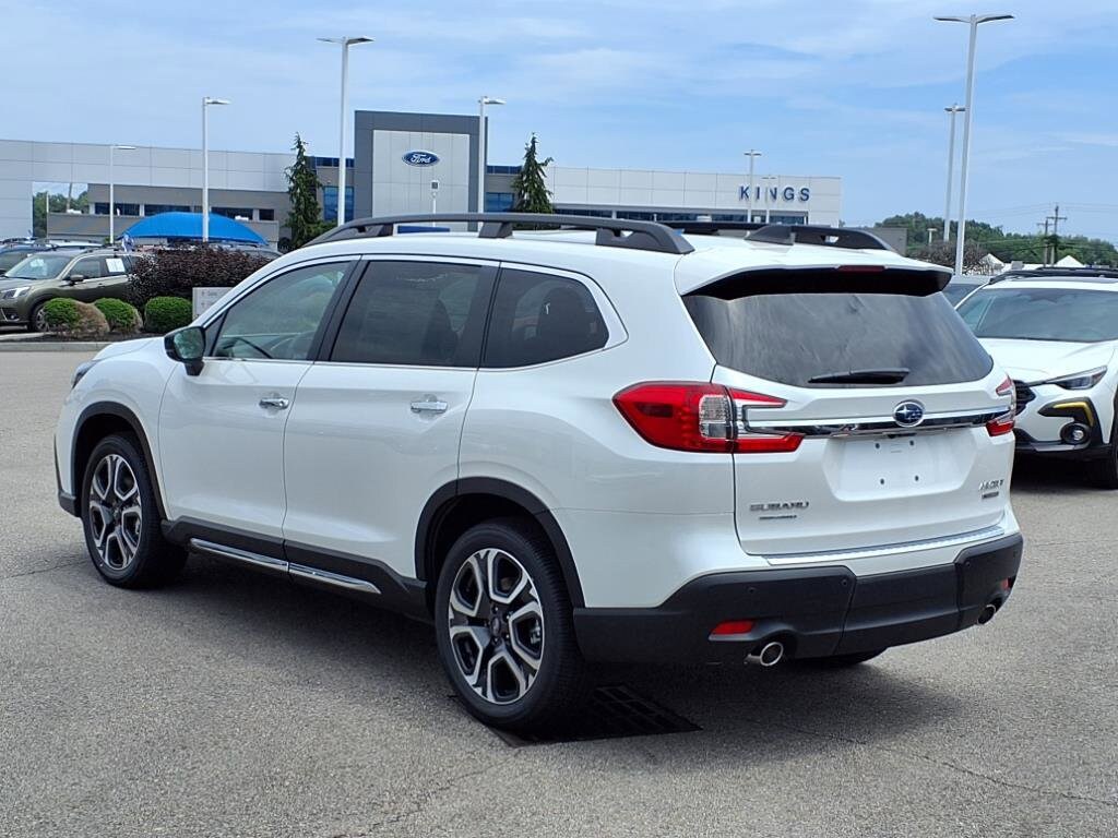 2025 Subaru Ascent Touring photo 2