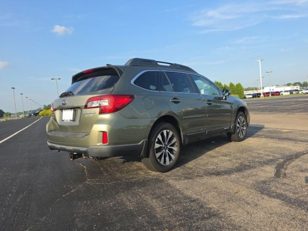 Used 2017 Subaru Outback 2.5i Limited with SUV