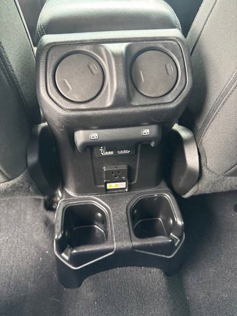 2019 Jeep Wrangler Unlimited Sahara - Photo 12