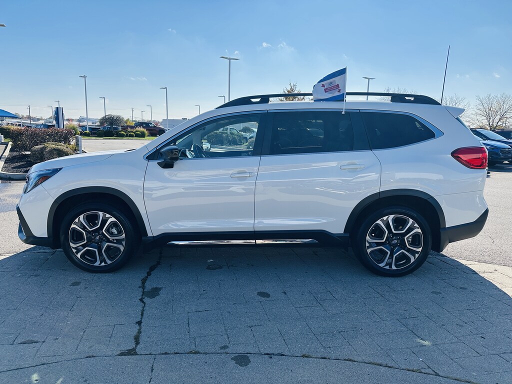 Used 2024 Subaru Ascent Limited 8-Passenger SUV