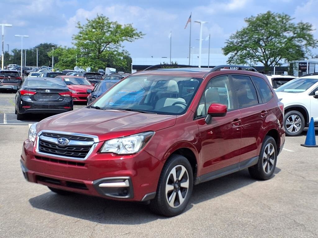 2018 Subaru Forester 2.5i Premium photo 2