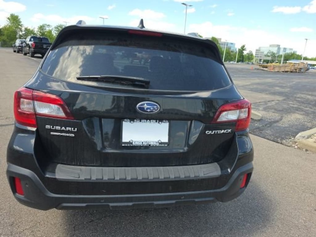 Used 2018 Subaru Outback 2.5i Touring with Starlink SUV