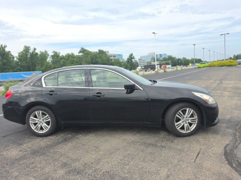 Used 2013 INFINITI G37x Base Sedan