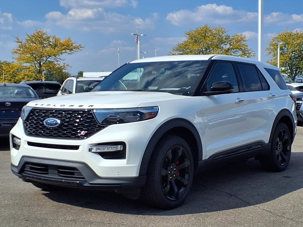 2021 Ford Explorer ST photo 2