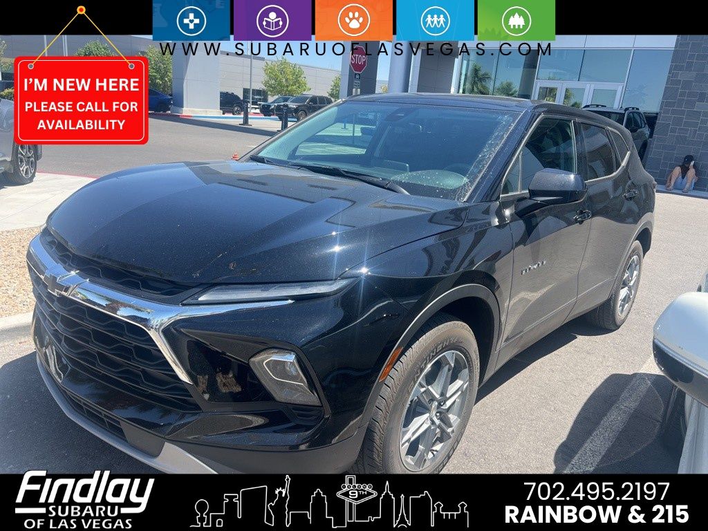 2023 Chevrolet Blazer 2LT photo 2