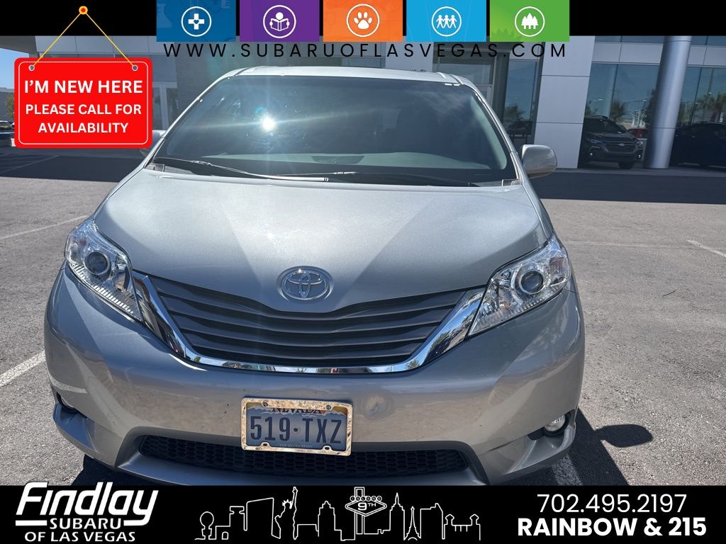 2015 Toyota Sienna L photo 3