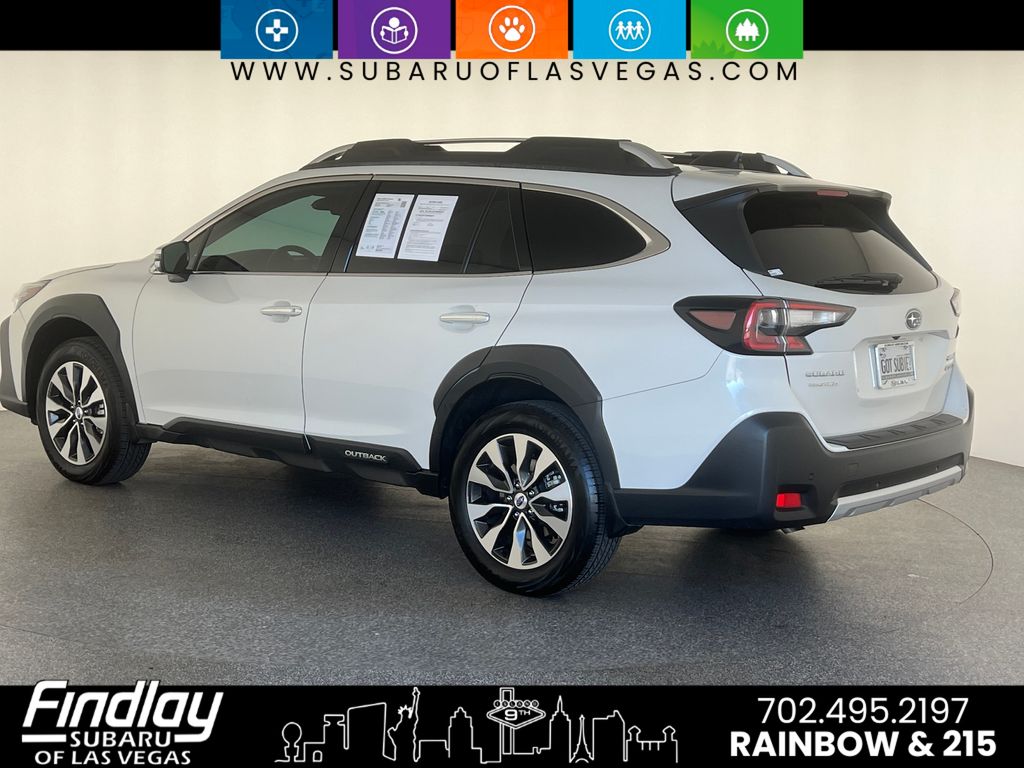 2023 Subaru Outback Touring XT photo 2