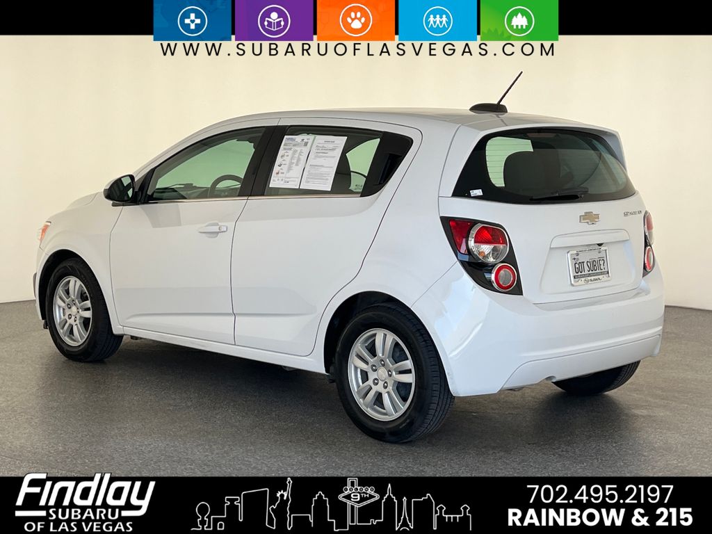 2016 Chevrolet Sonic LT photo 3