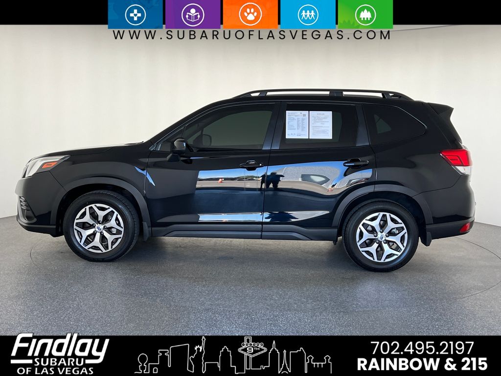 2023 Subaru Forester Premium photo 2