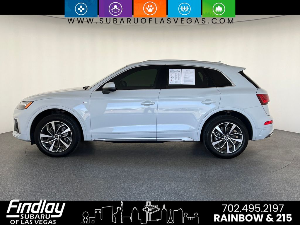 2022 Audi Q5 45 S line Premium photo 2