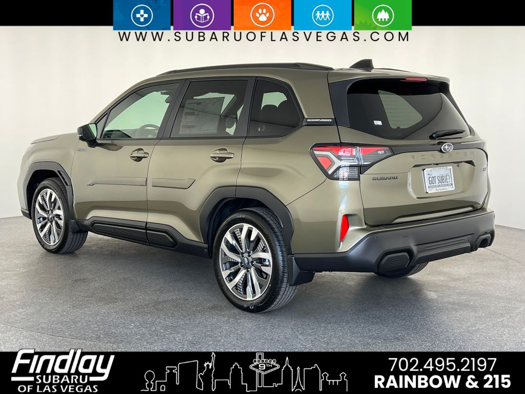 2025 Subaru Forester Touring photo 3