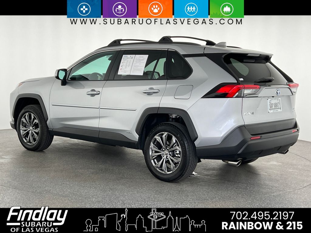 2024 Toyota RAV4 Hybrid XLE Premium photo 3
