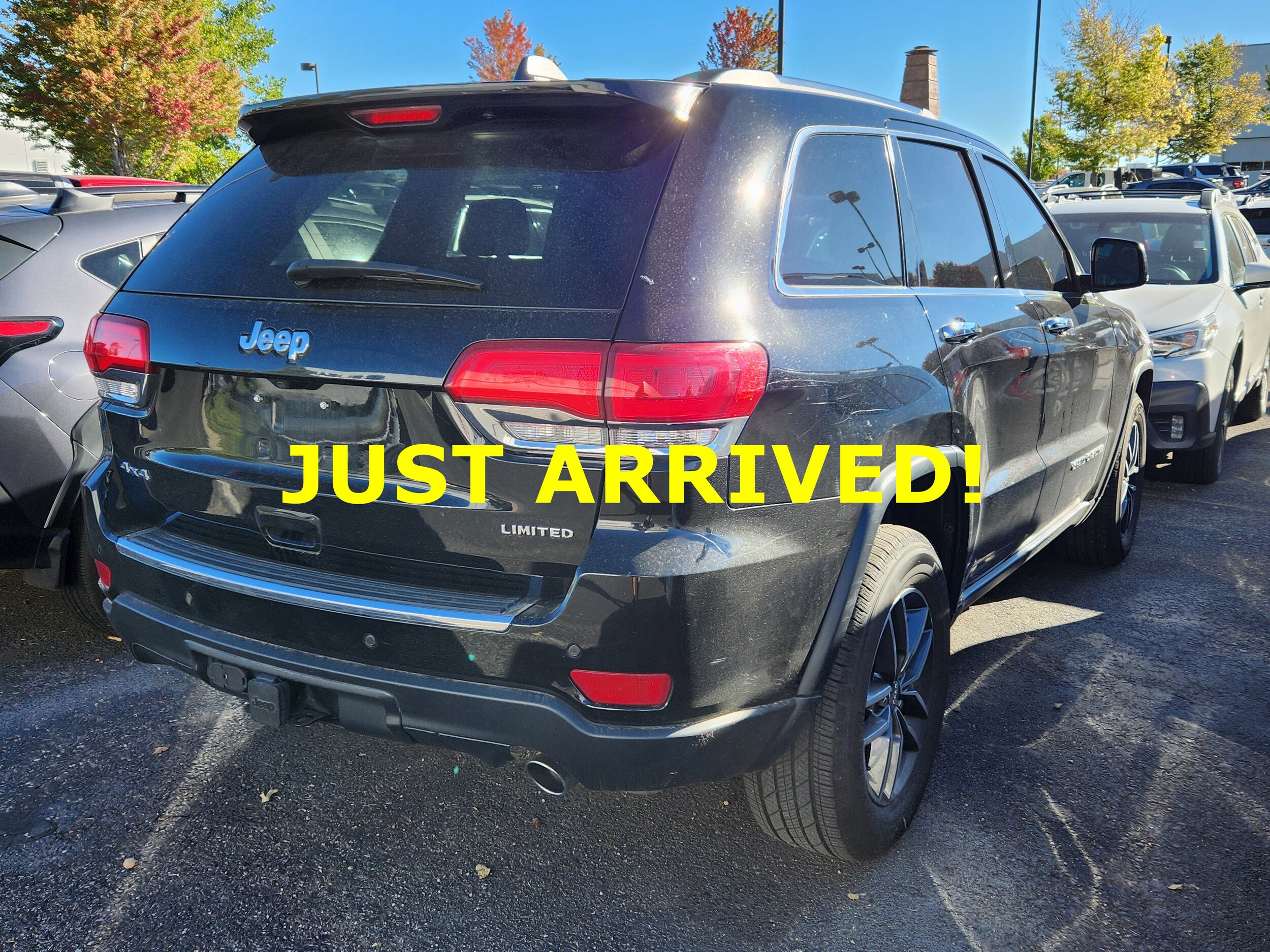 2017 Jeep Grand Cherokee Limited photo 2