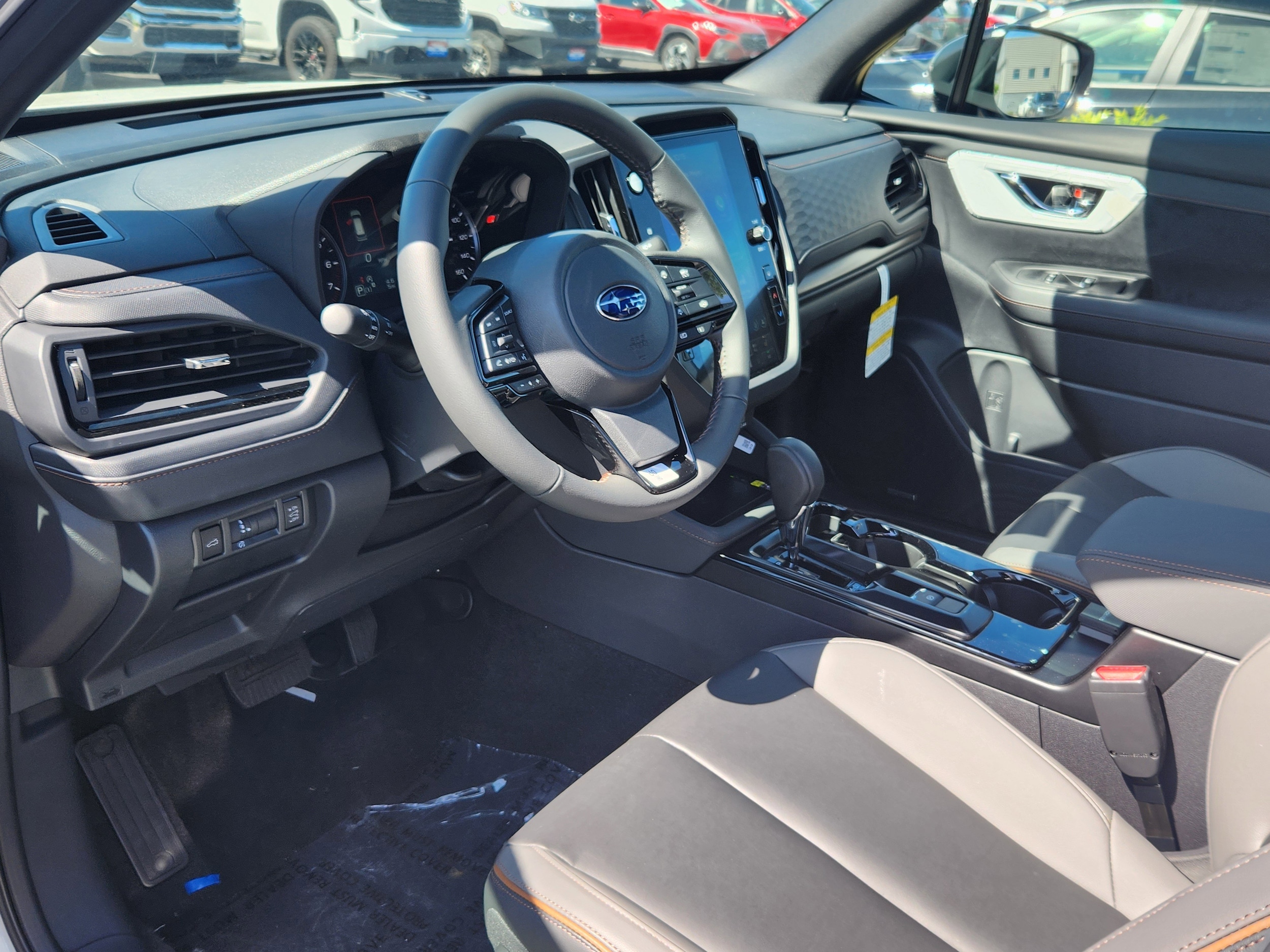 View vehicle photo 5