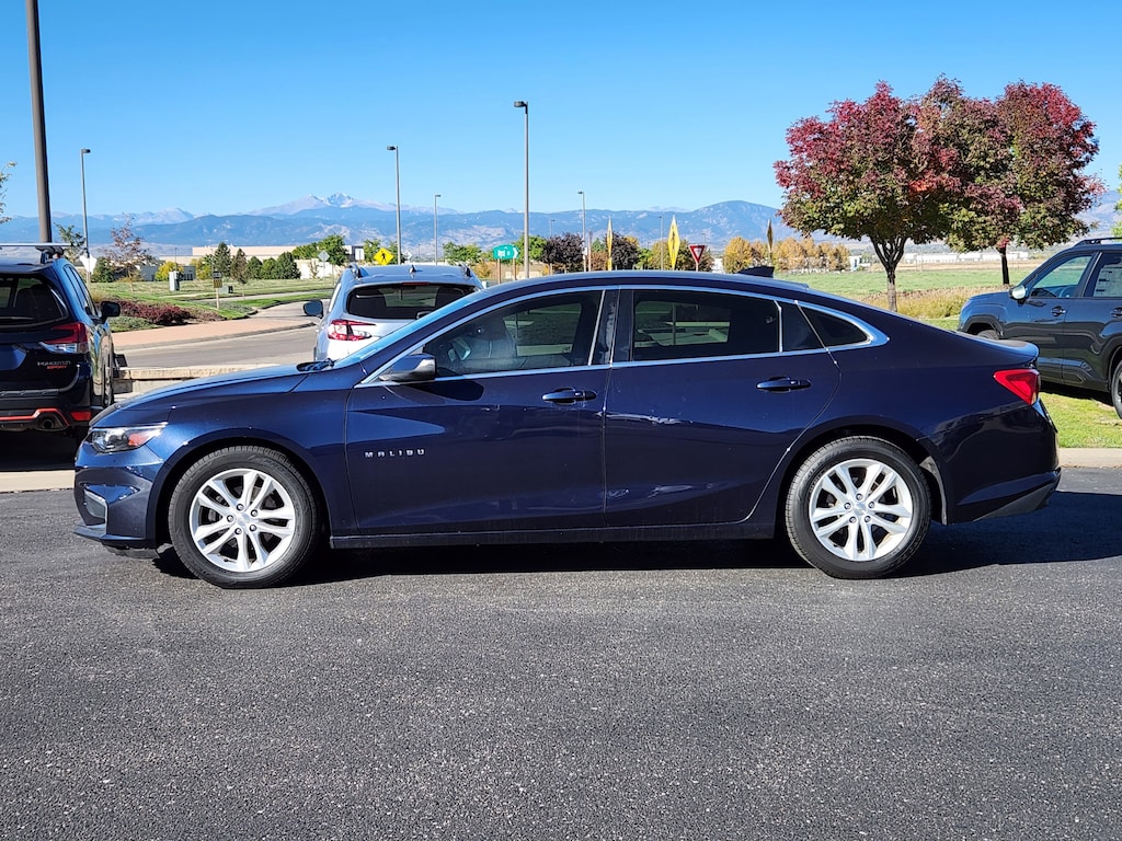 Used 2017 Chevrolet Malibu LT Sedan