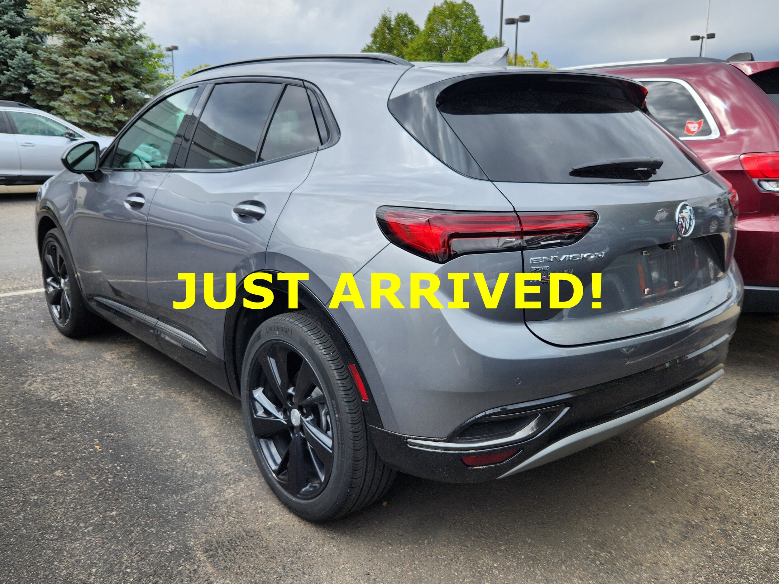 2021 Buick Envision Essence photo 4