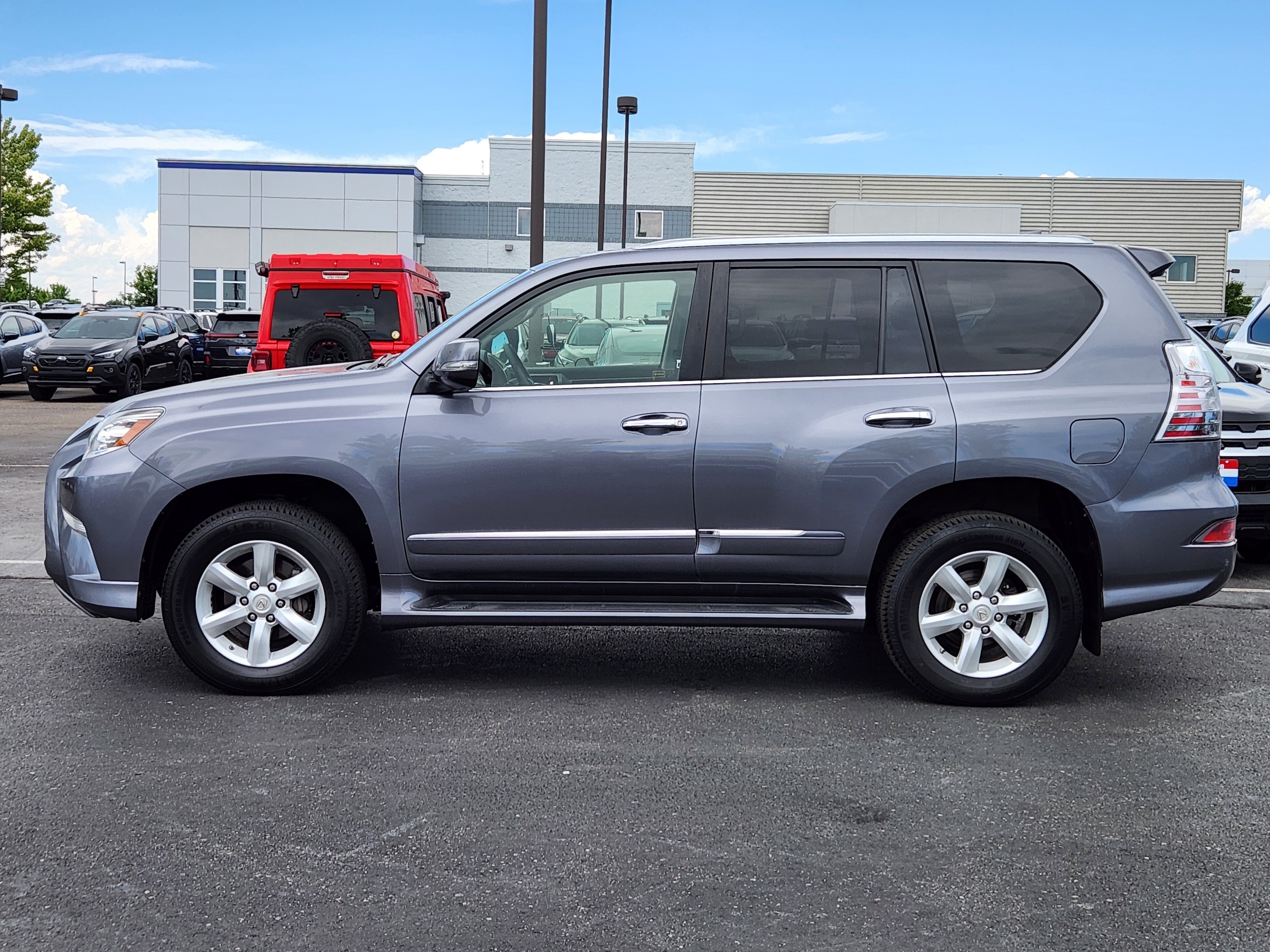 View vehicle photo 2