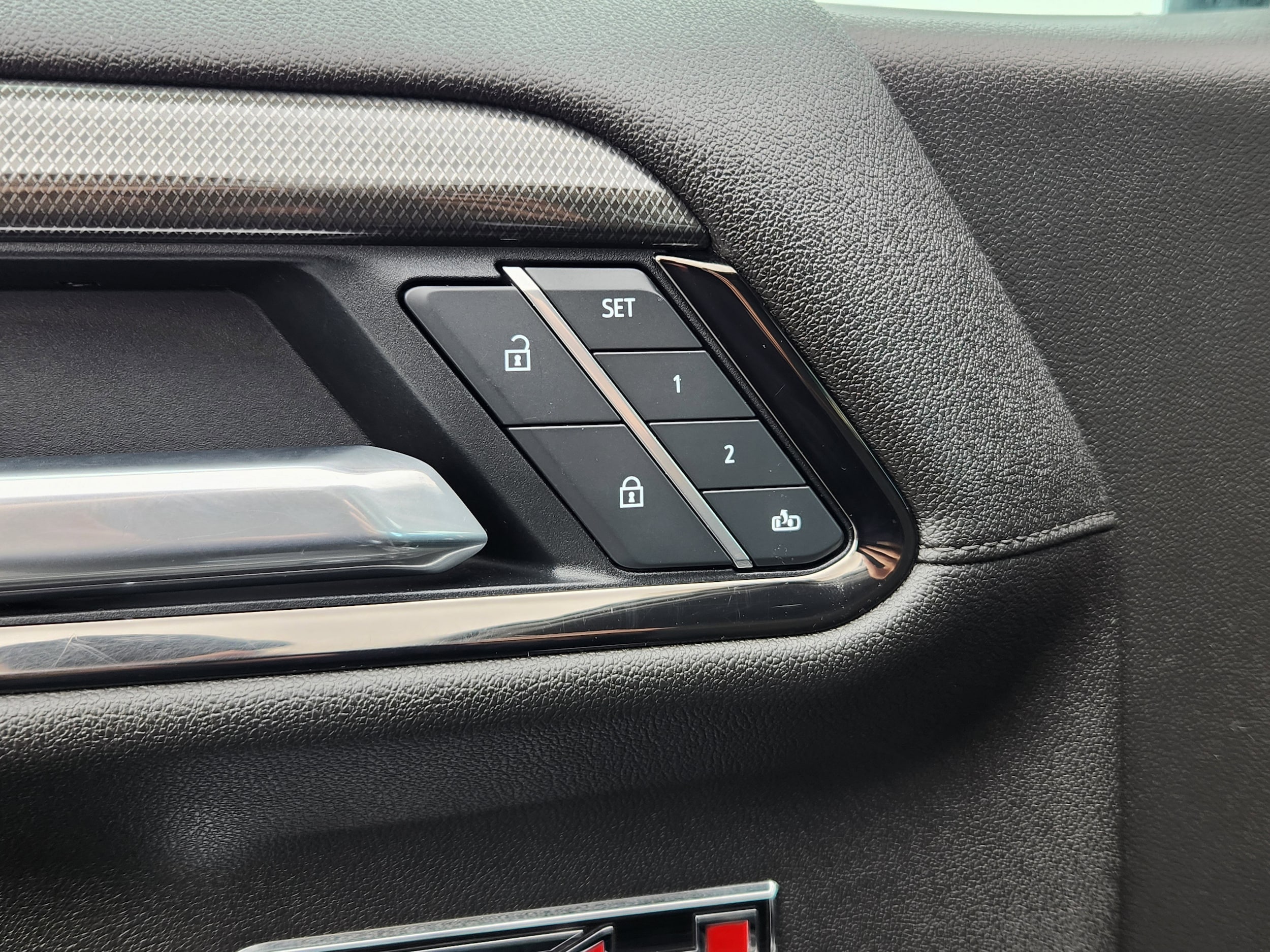 2025 GMC Sierra 1500 AT4 - Photo 24