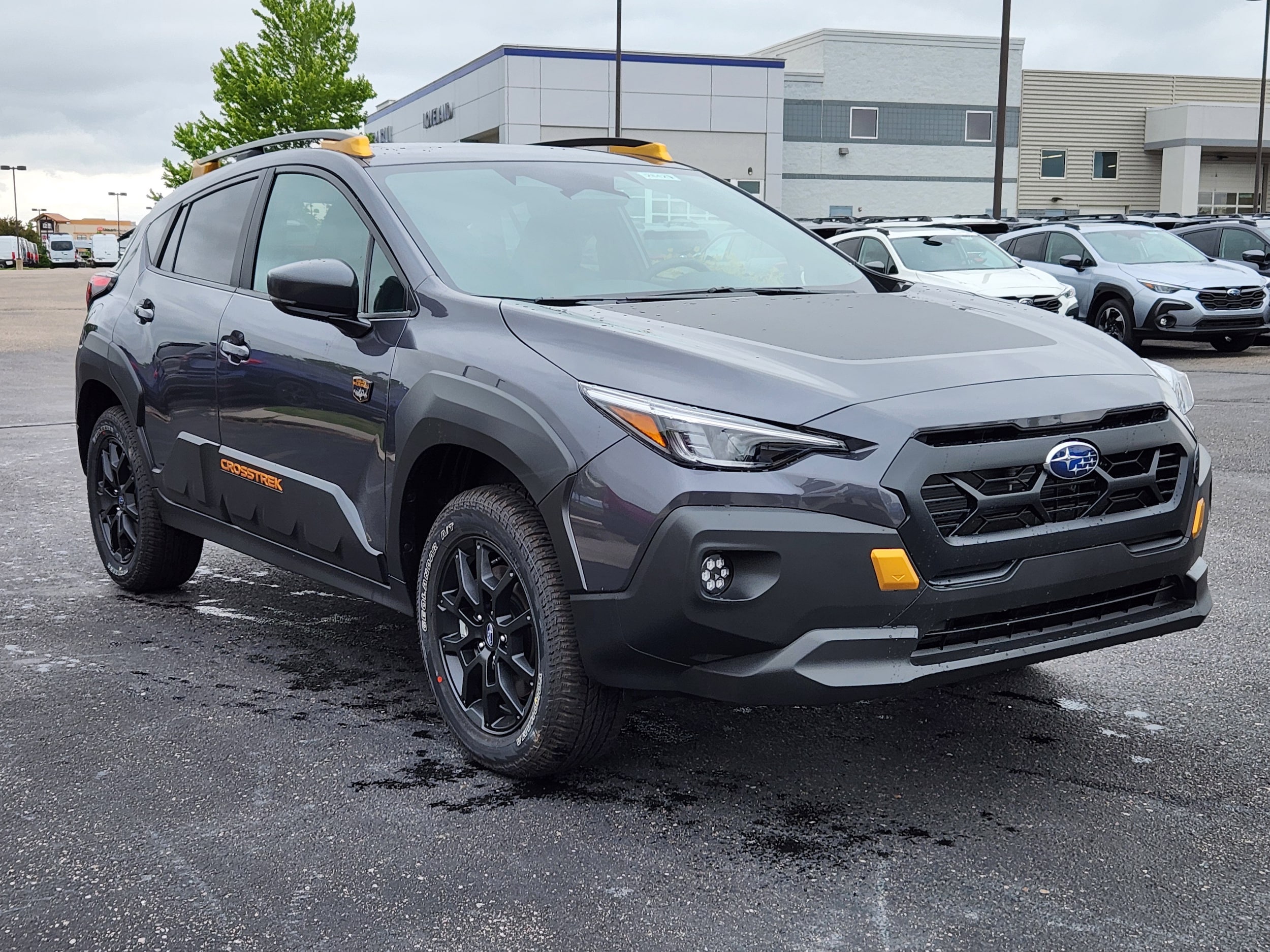 View vehicle photo 3
