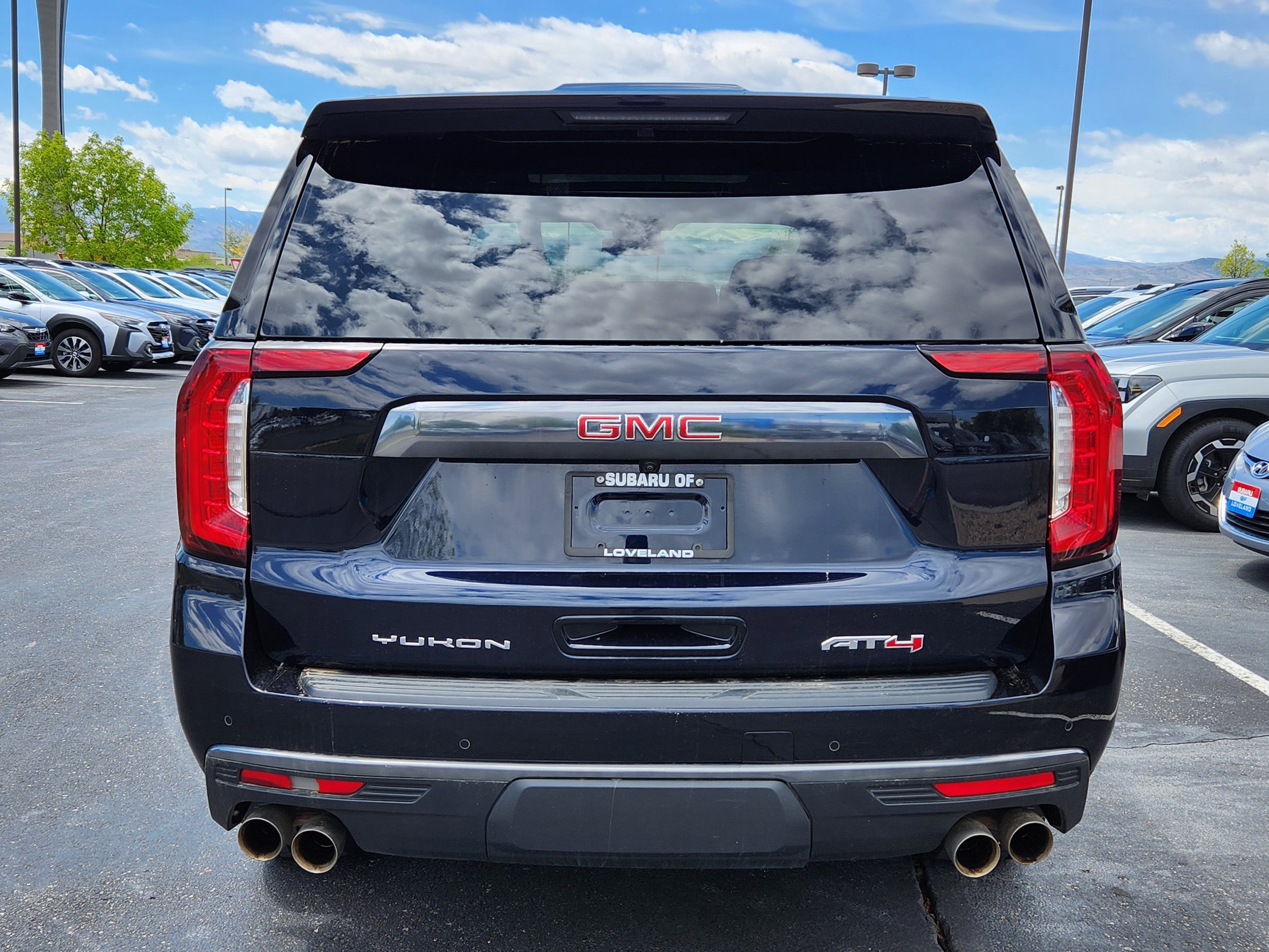 2024 GMC Yukon AT4 - Photo 14