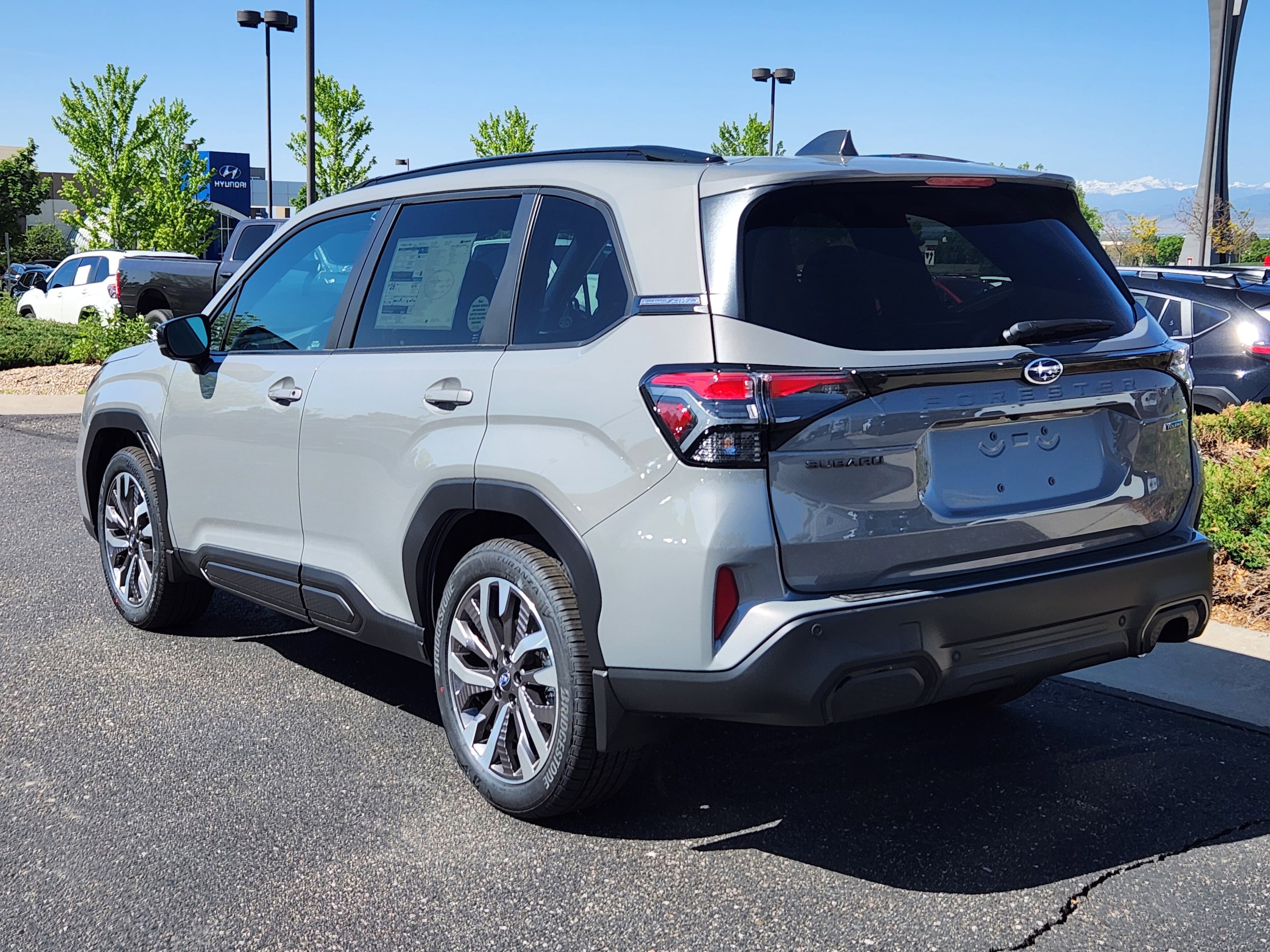 View vehicle photo 2