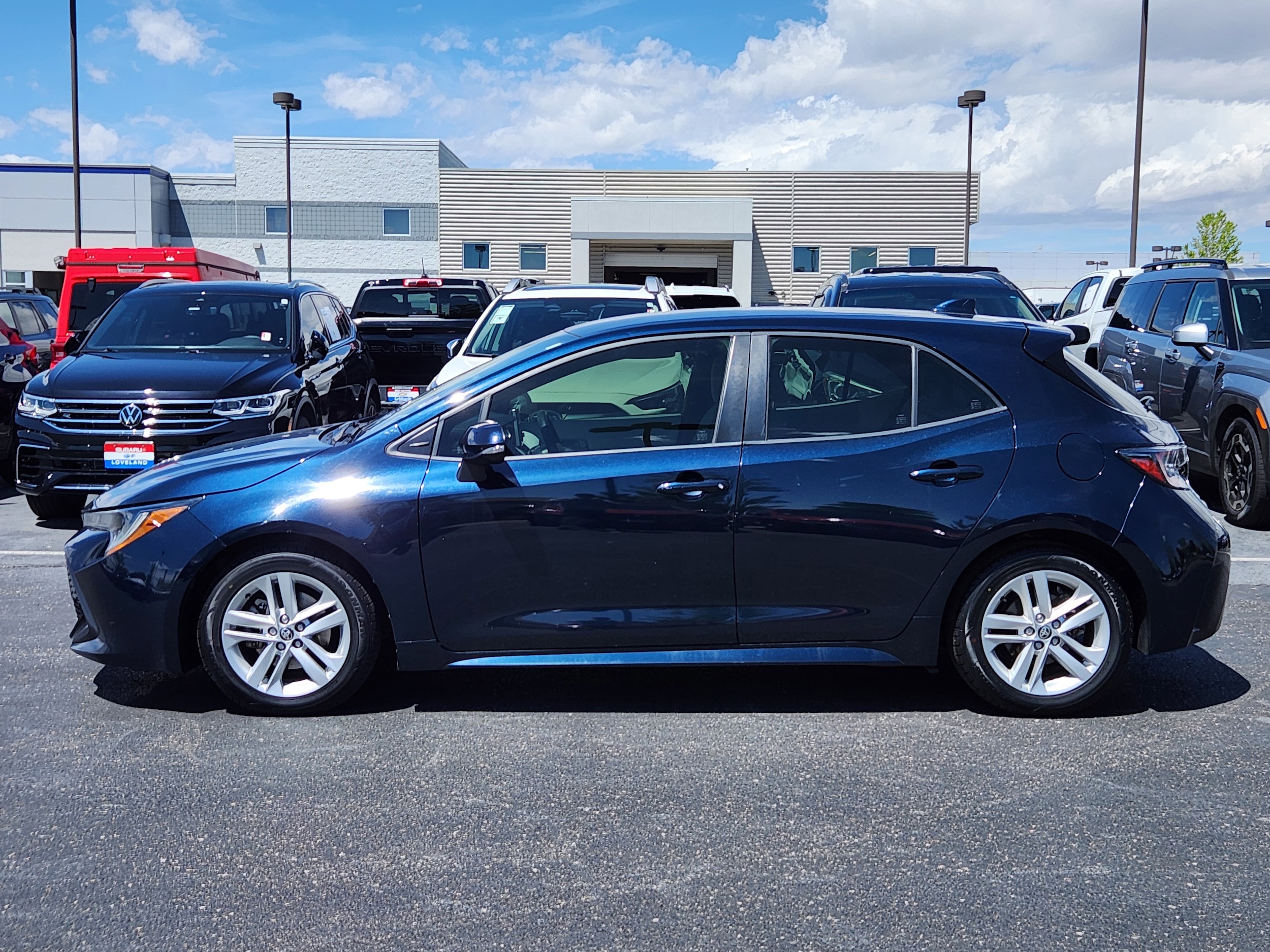 Teal (Aqua) 2019 Toyota Corolla Hatchback SE FWD Hatchback Front-Wheel Drive Continuously Variable Transmission