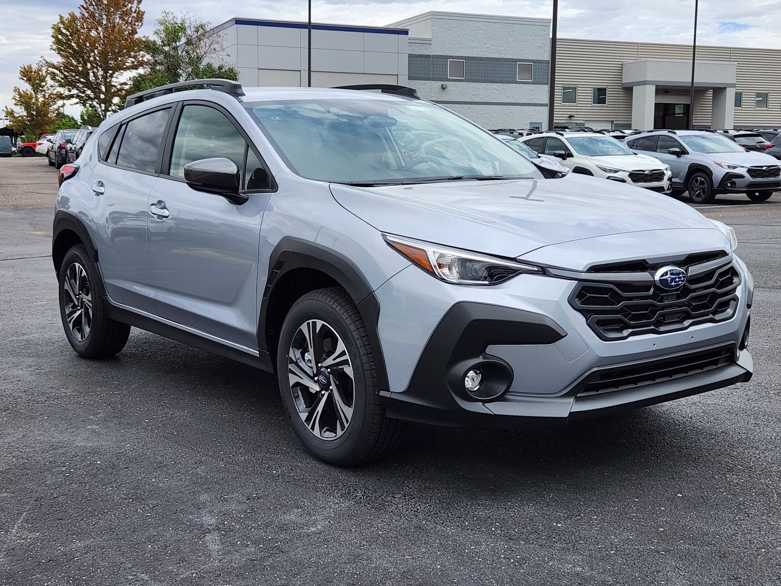 2025 Subaru Crosstrek Premium photo 3