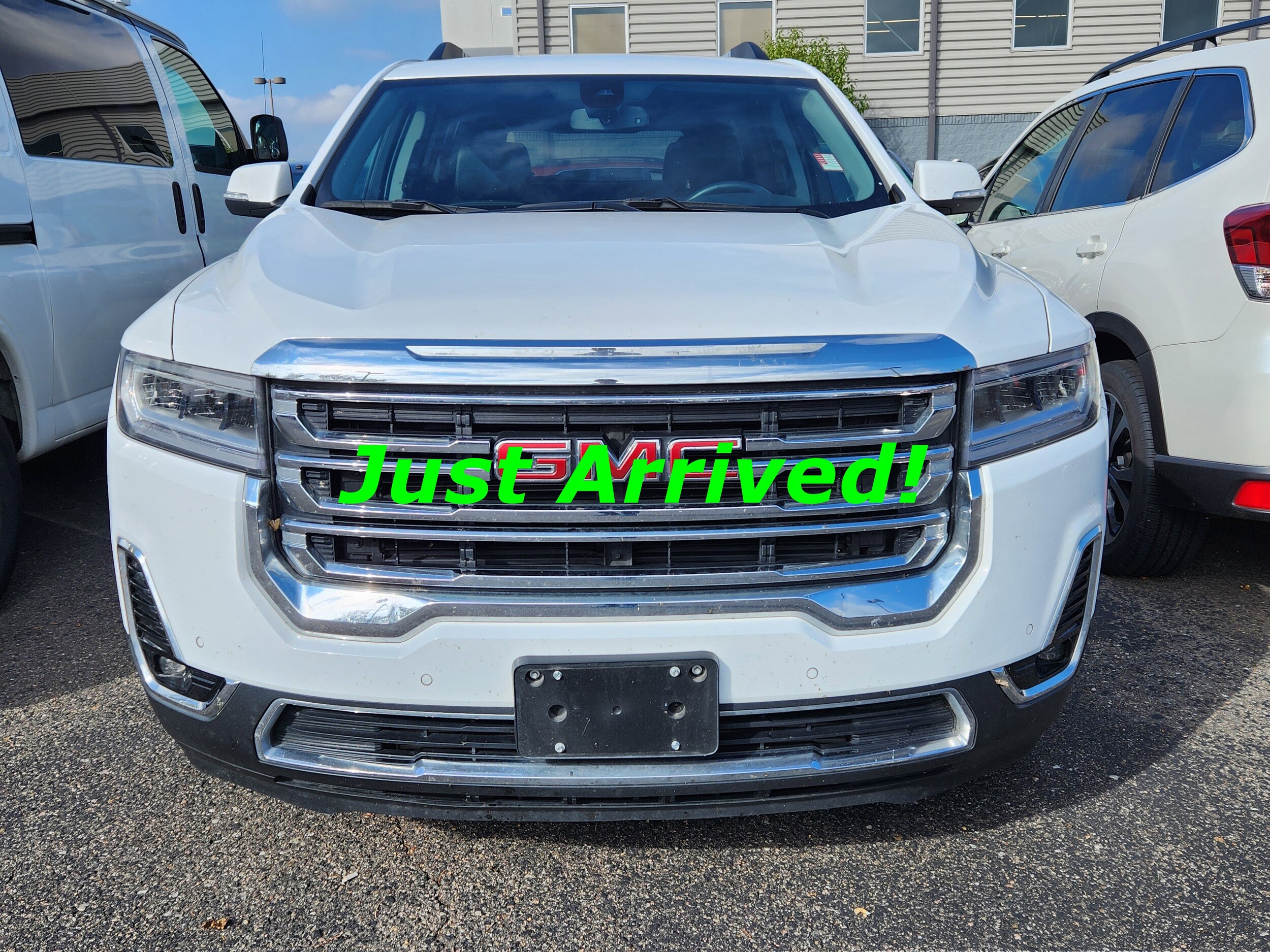 2023 Gmc Acadia SLT photo 2