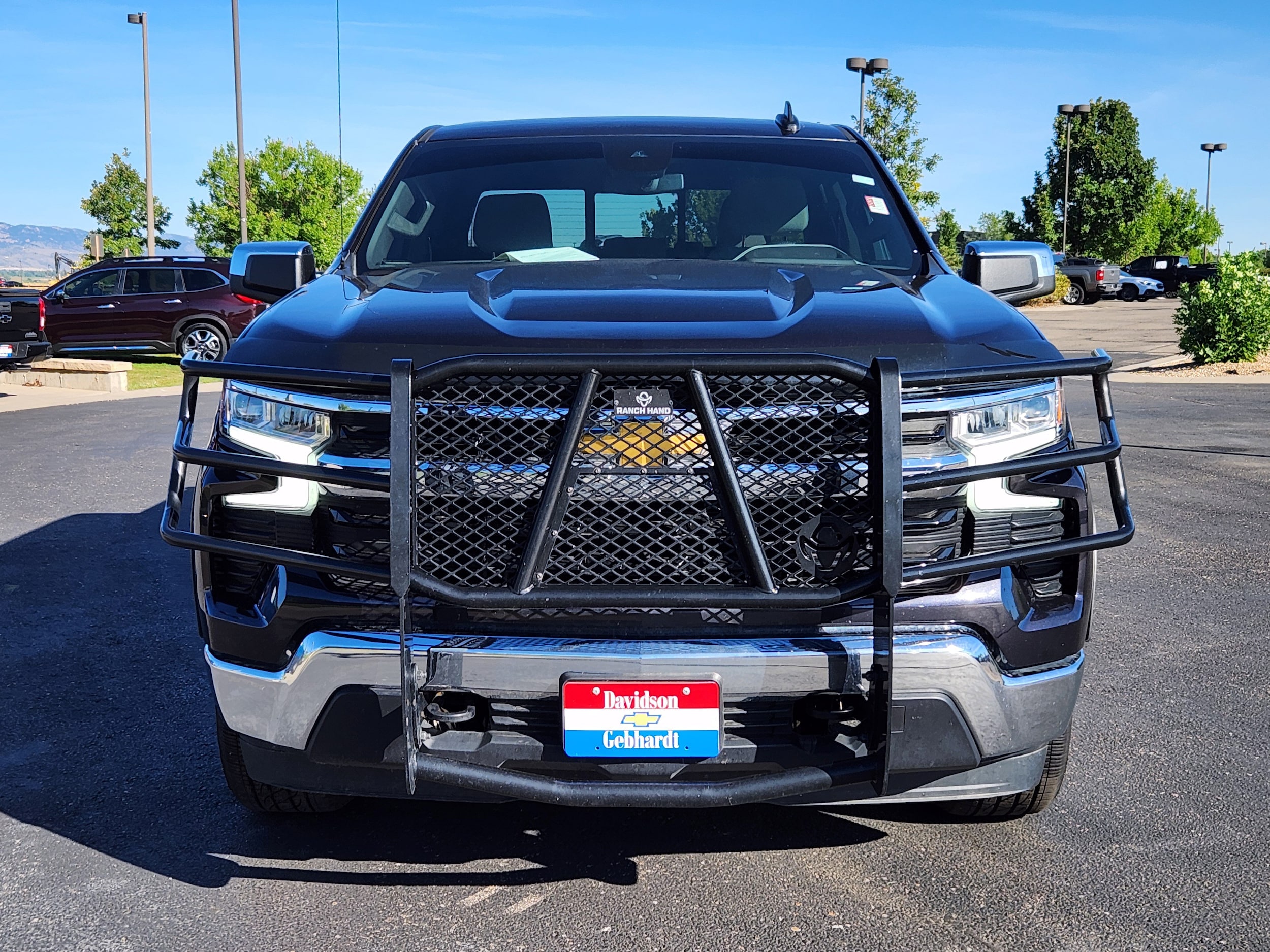 View vehicle photo 5