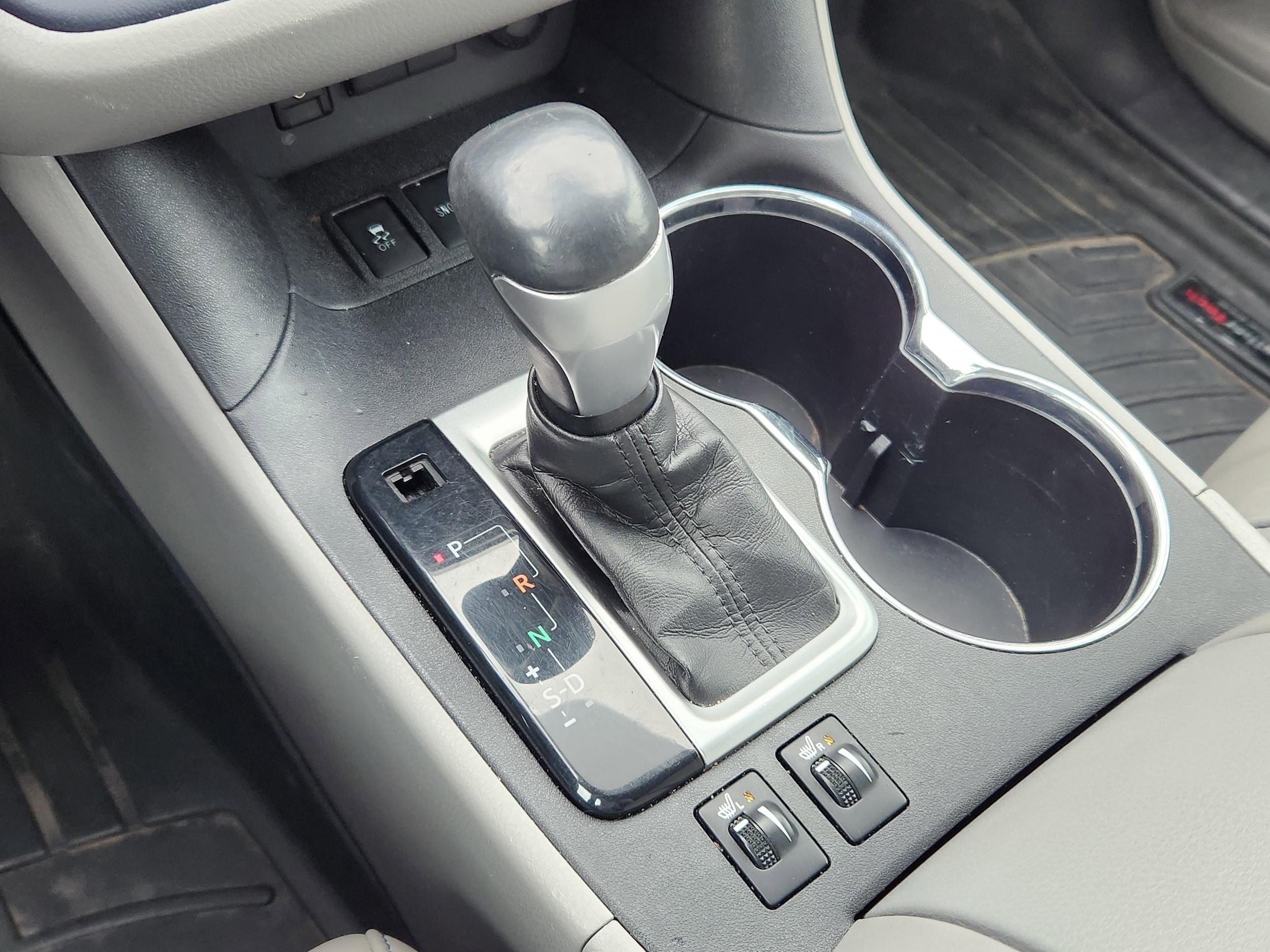 2017 Toyota Highlander XLE - Photo 28