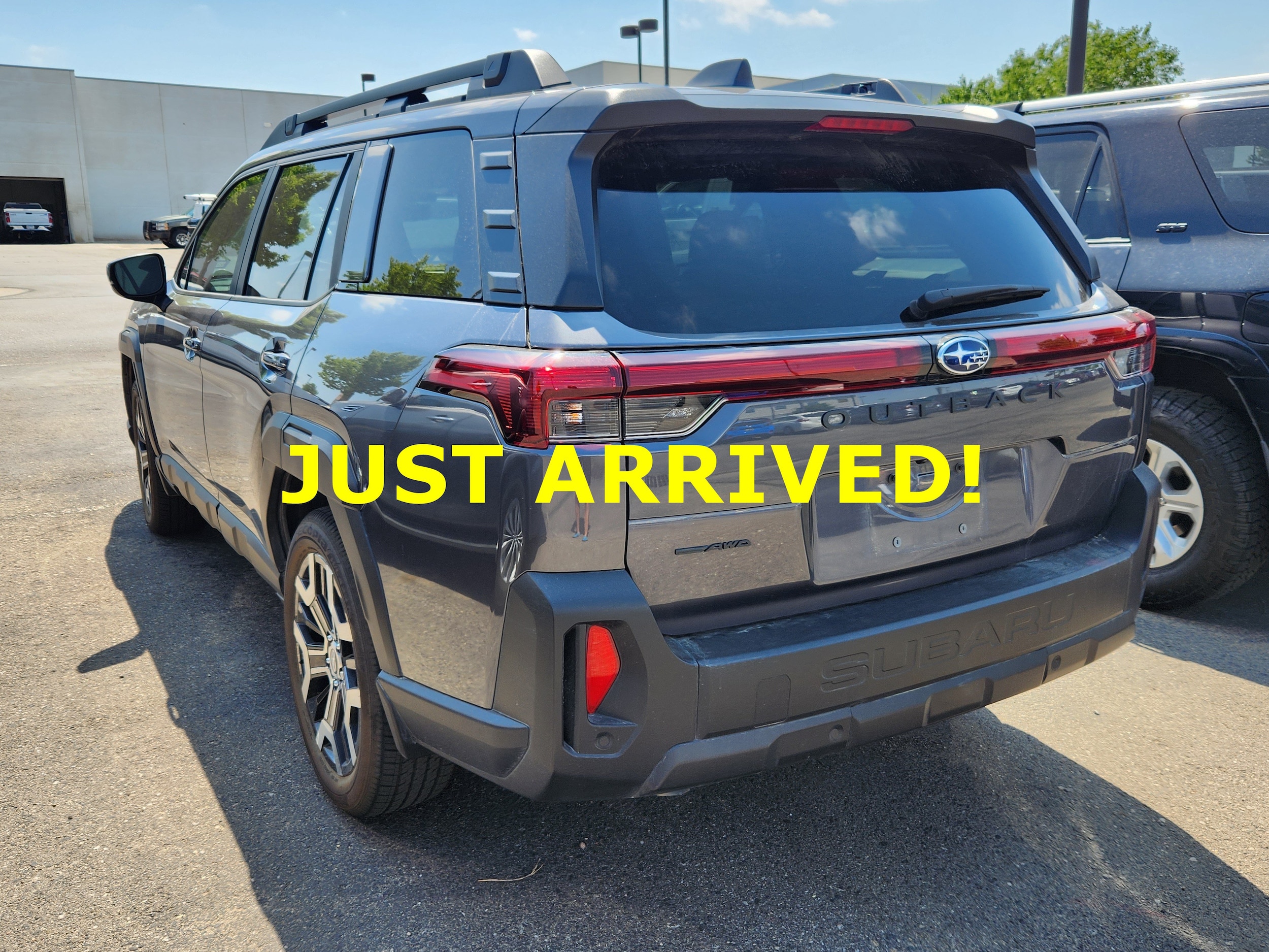 View vehicle photo 3