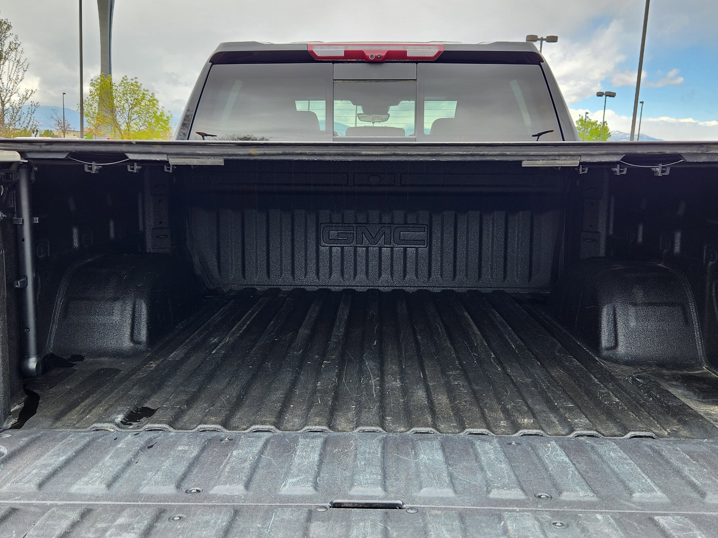 2025 GMC Sierra 1500 AT4 - Photo 12