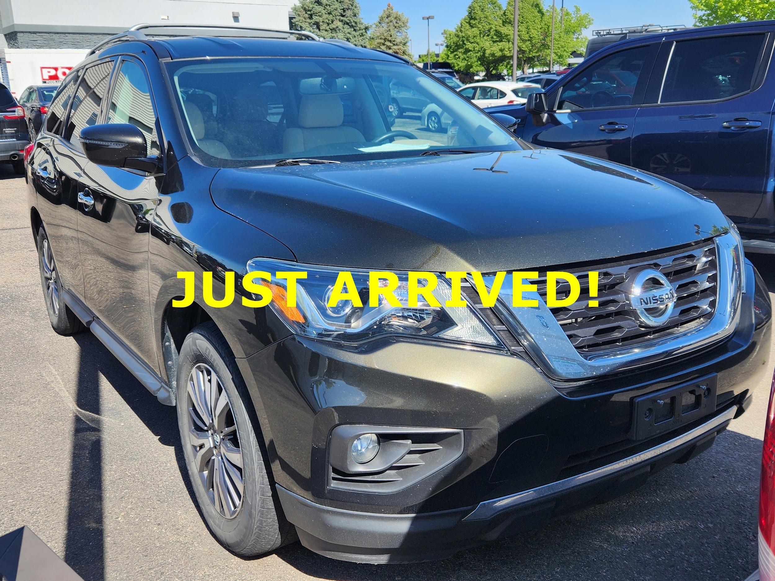 Midnight Jade Metallic 2017 Nissan Pathfinder SV 4WD SUV / Crossover Four-Wheel Drive Continuously Variable Transmission