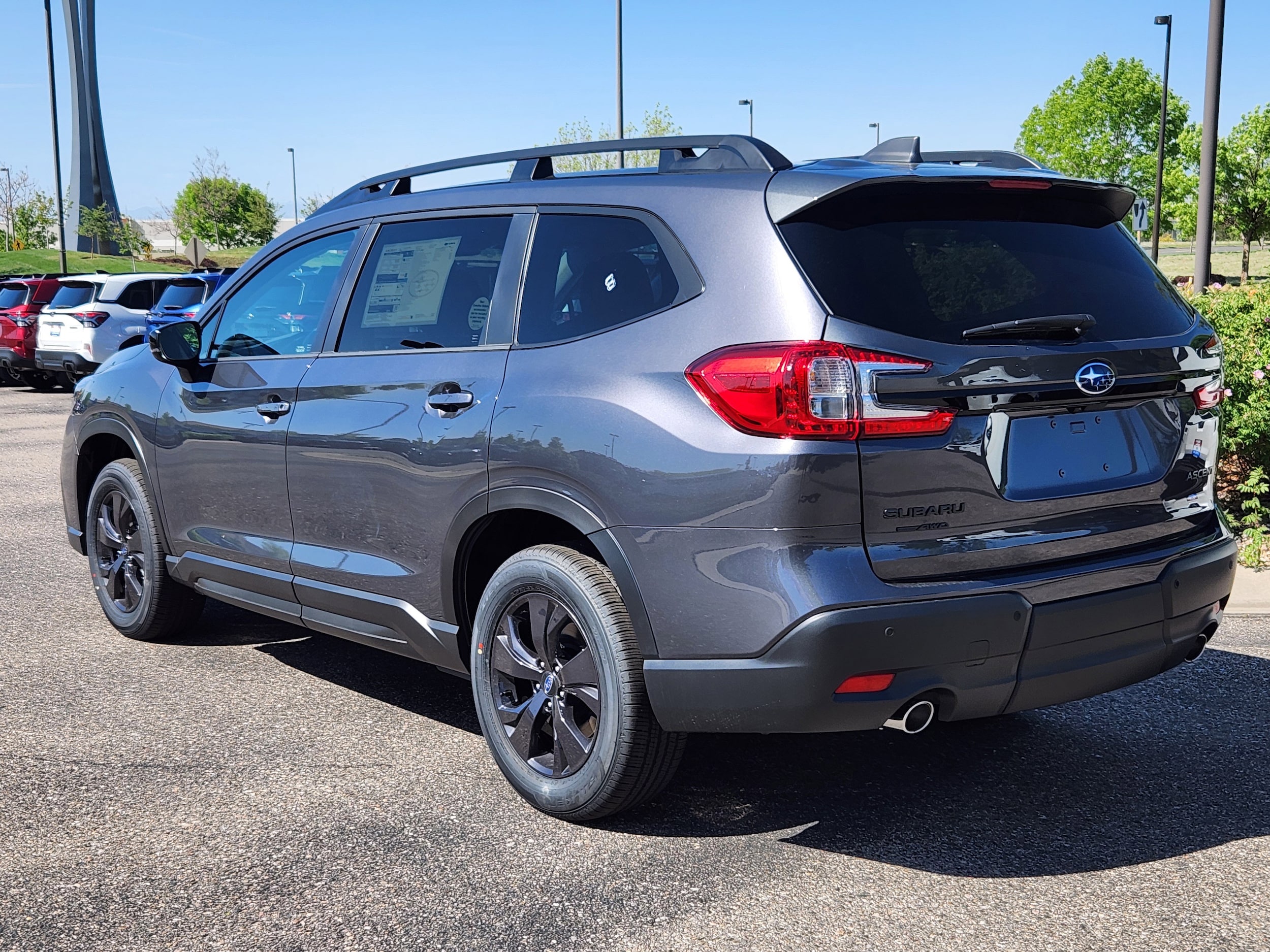 View vehicle photo 2