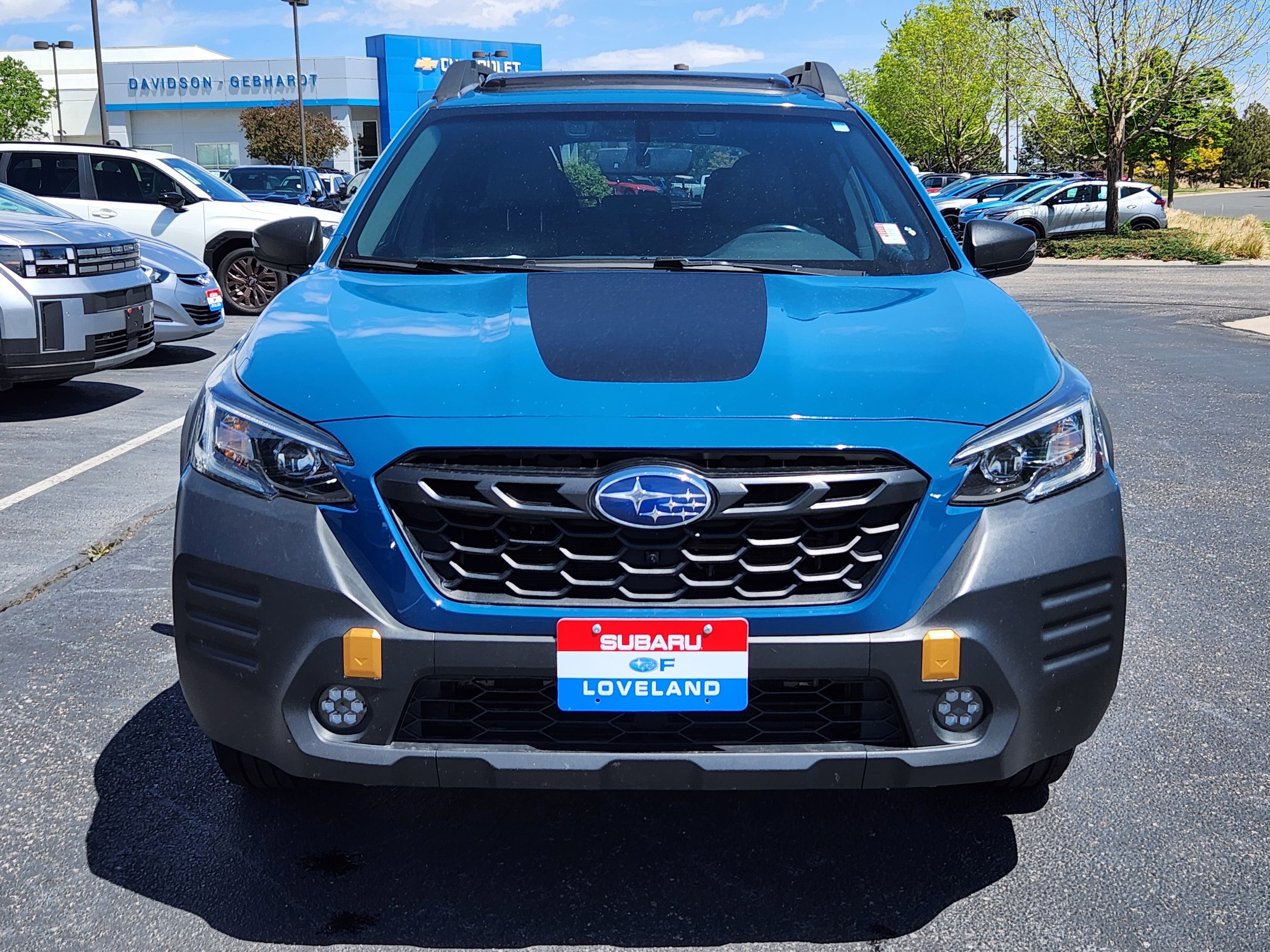View vehicle photo 4
