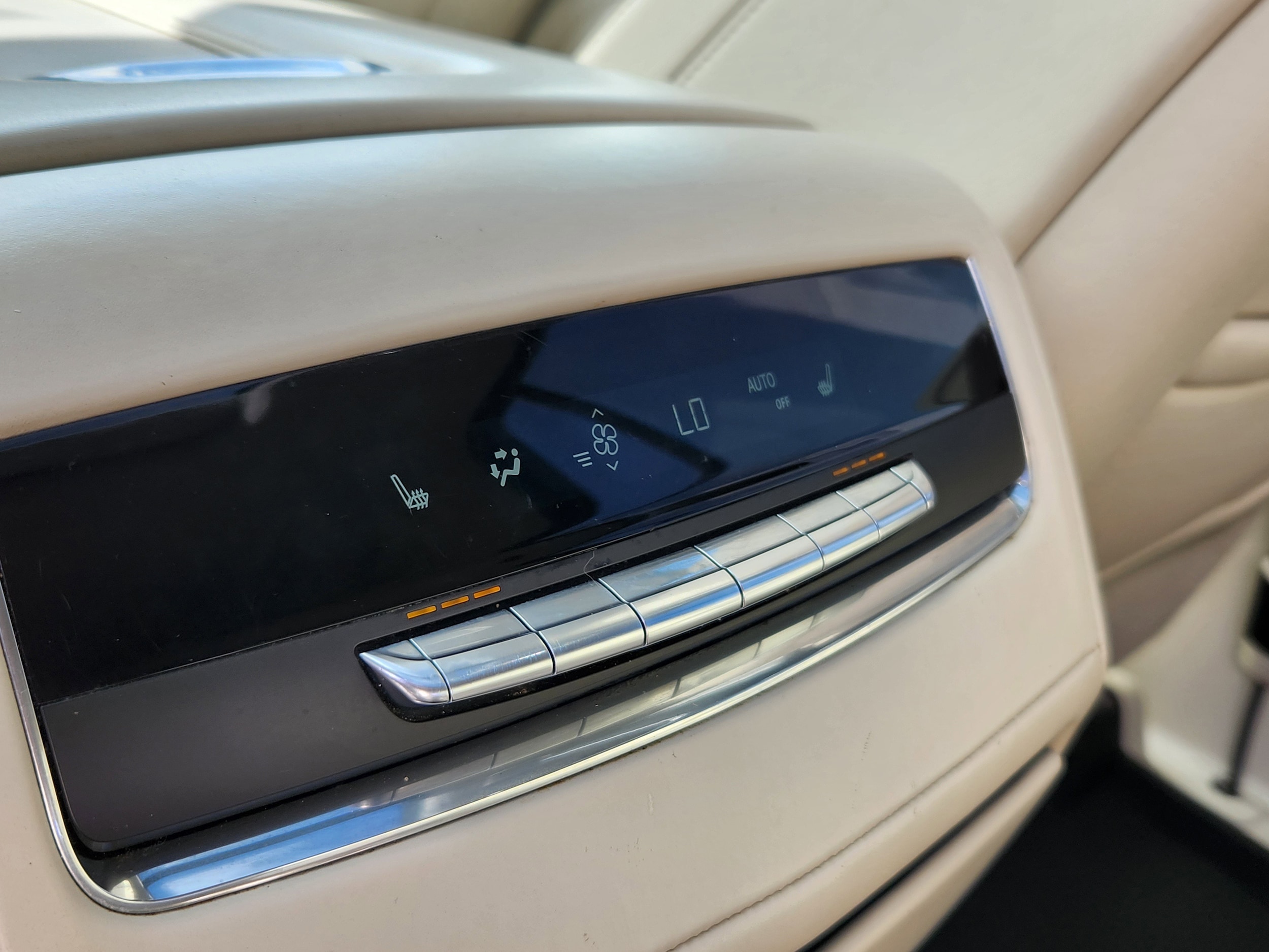 2021 Cadillac Escalade Sport Platinum - Photo 13