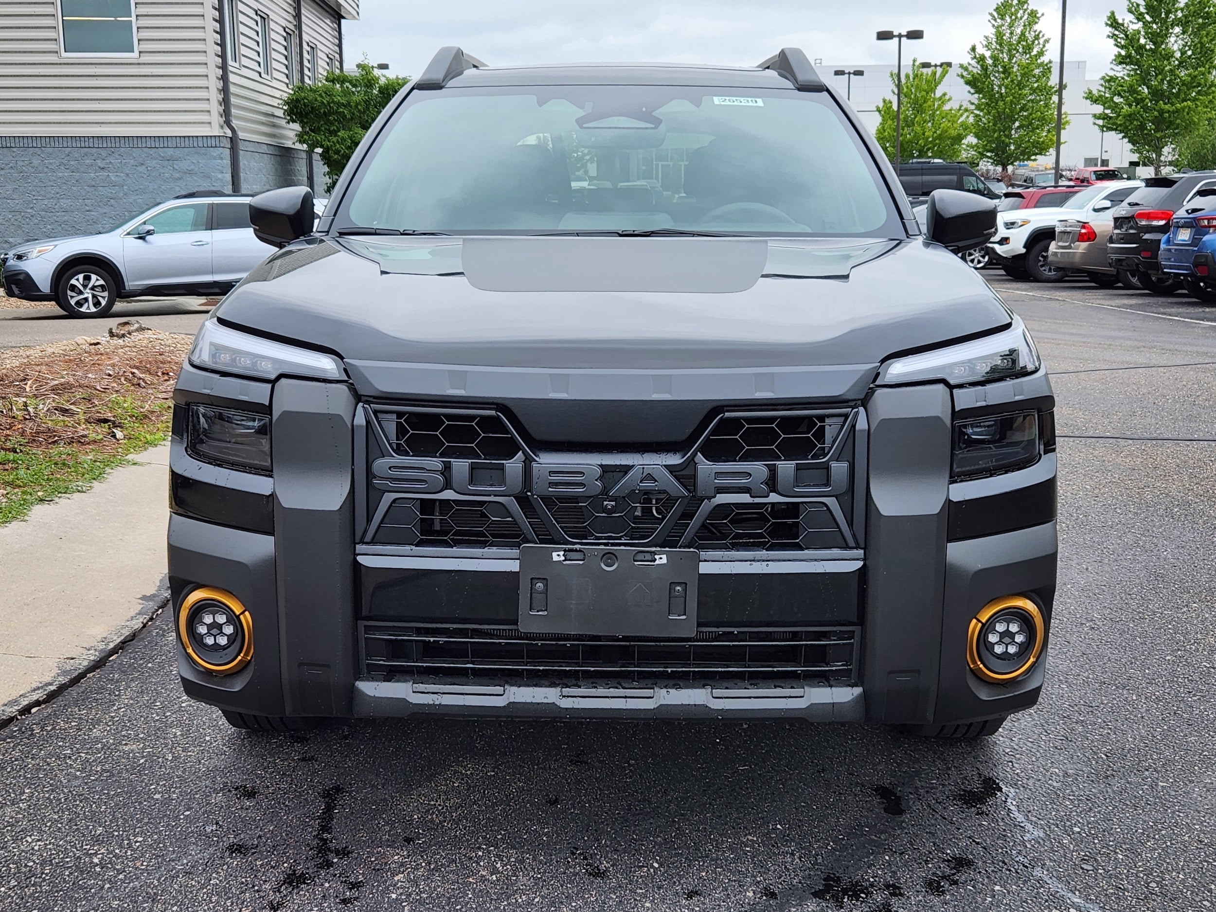 View vehicle photo 4