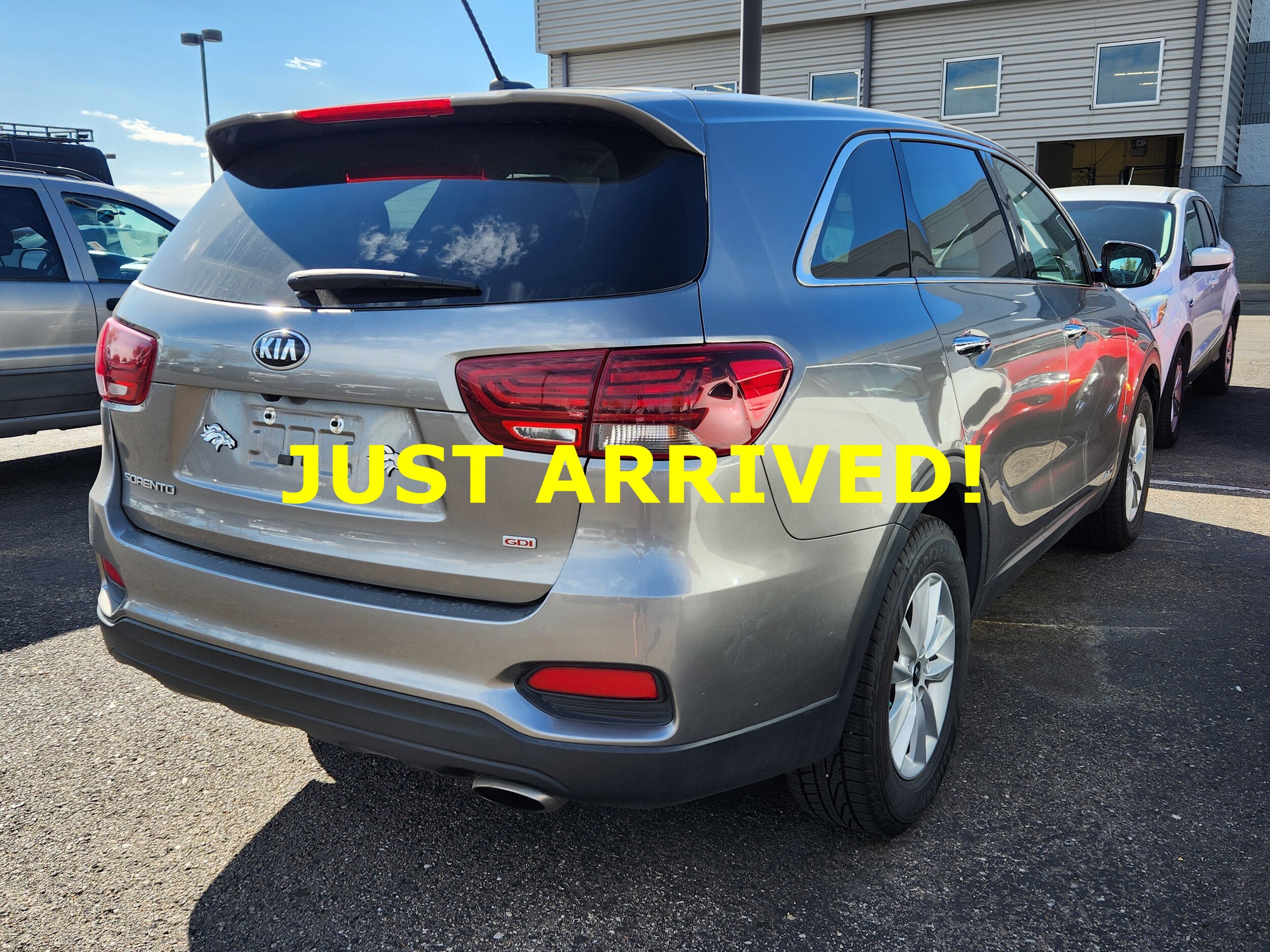 2019 Kia Sorento LX photo 3