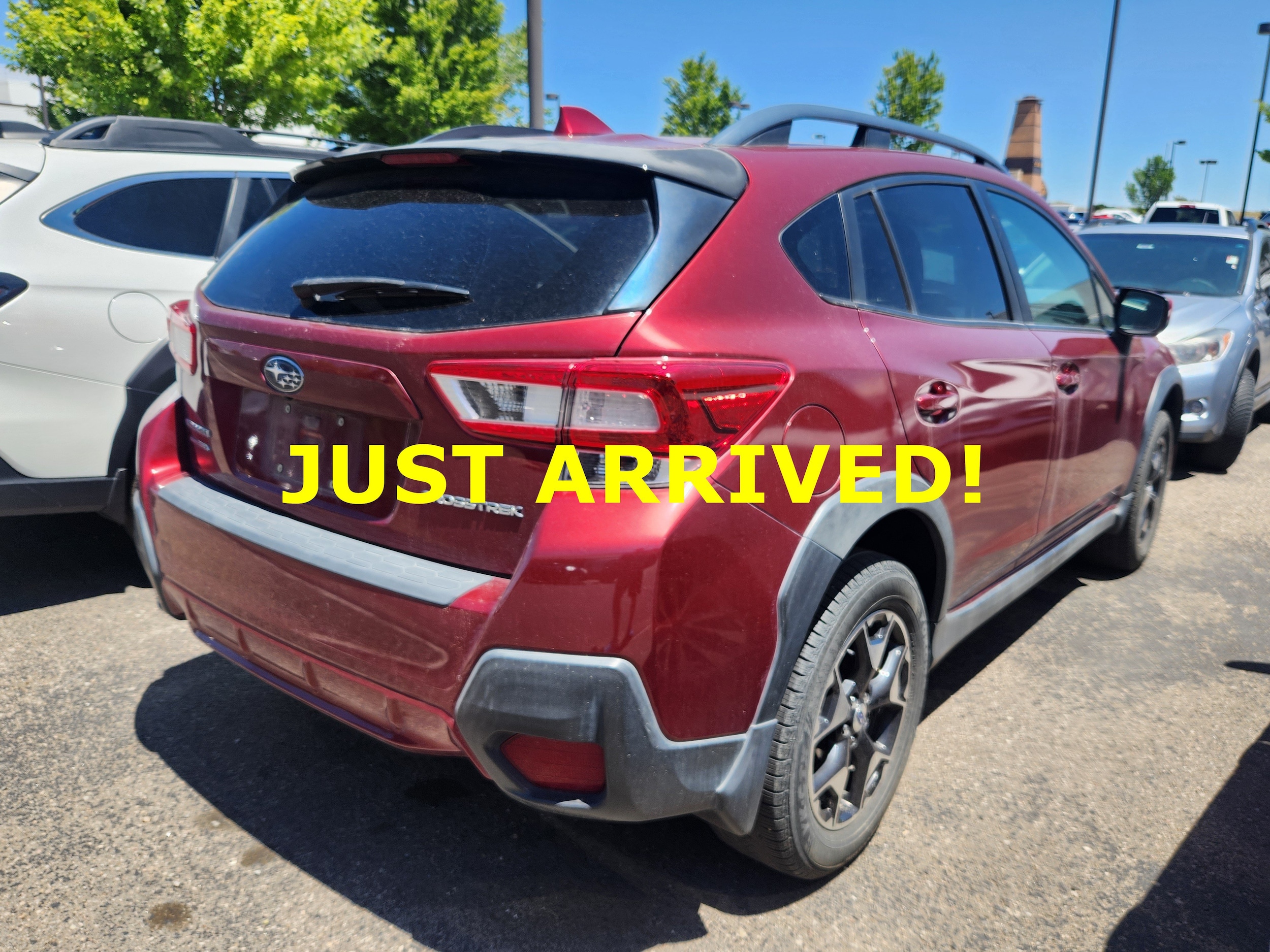 View vehicle photo 2