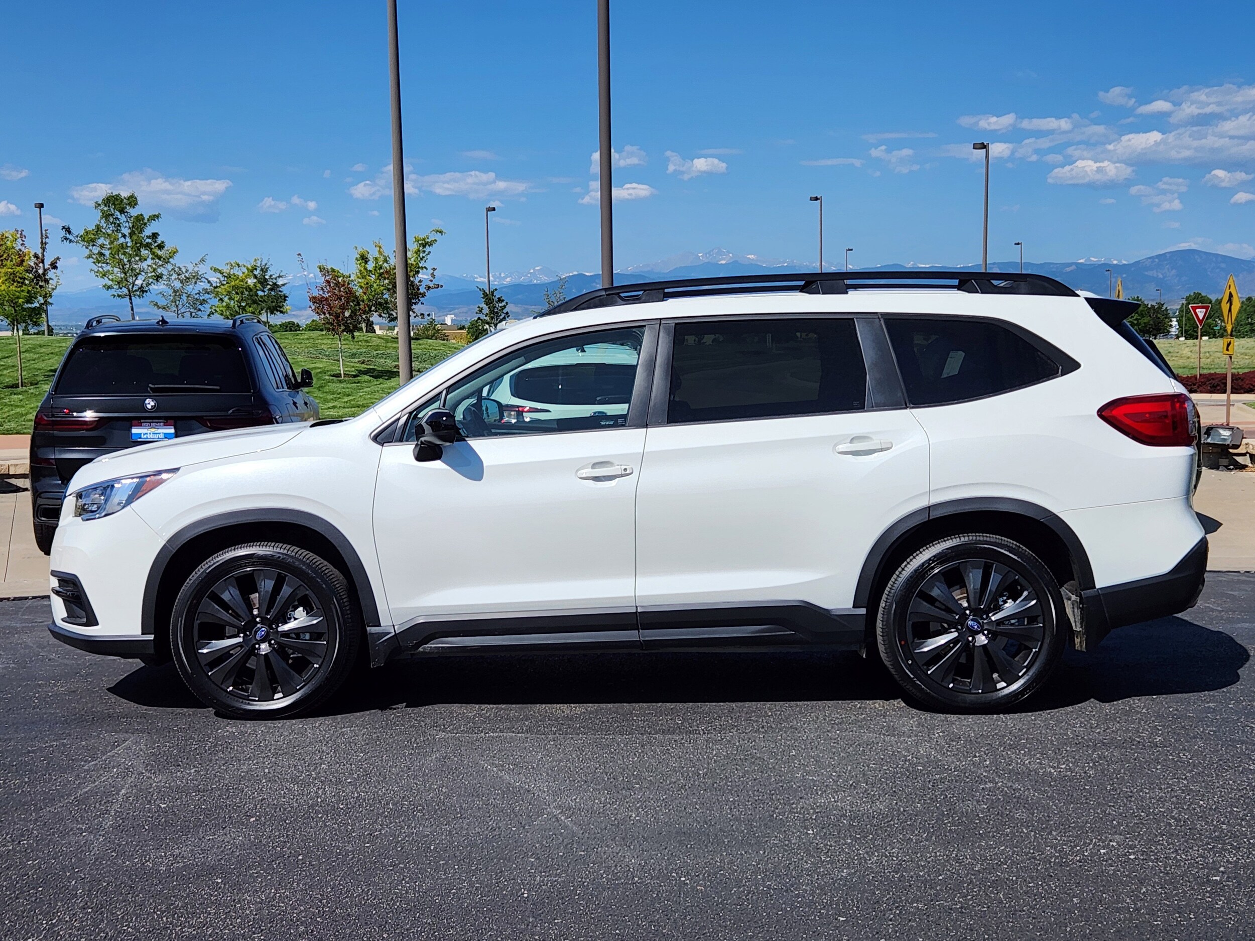 Used 2022 Subaru Ascent Onyx Edition with VIN 4S4WMAJD7N3431703 for sale in Loveland, CO