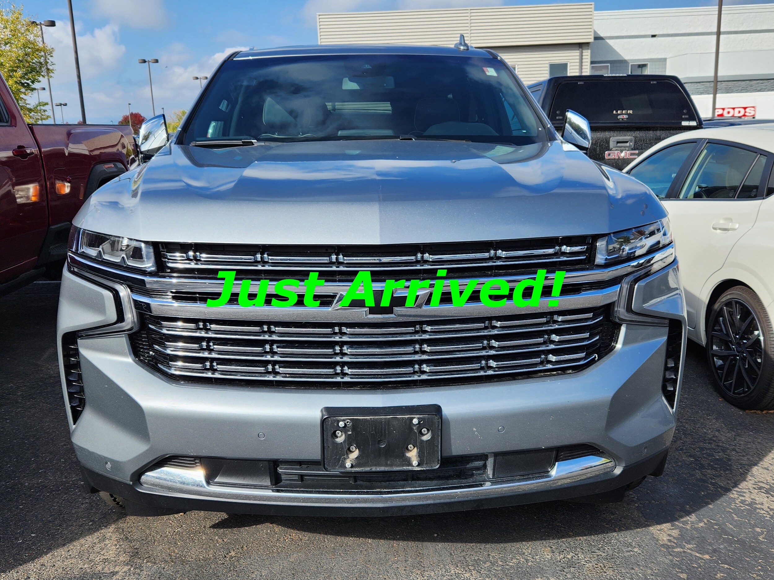 2023 Chevrolet Tahoe Premier photo 2