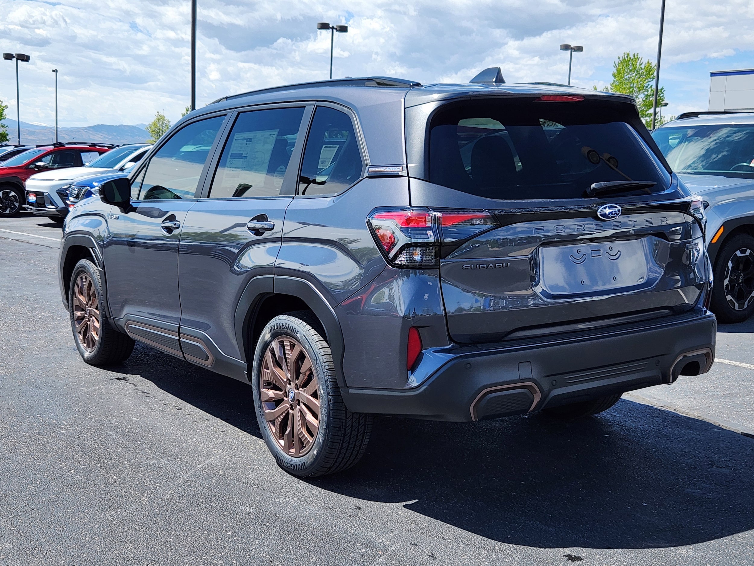 View vehicle photo 2